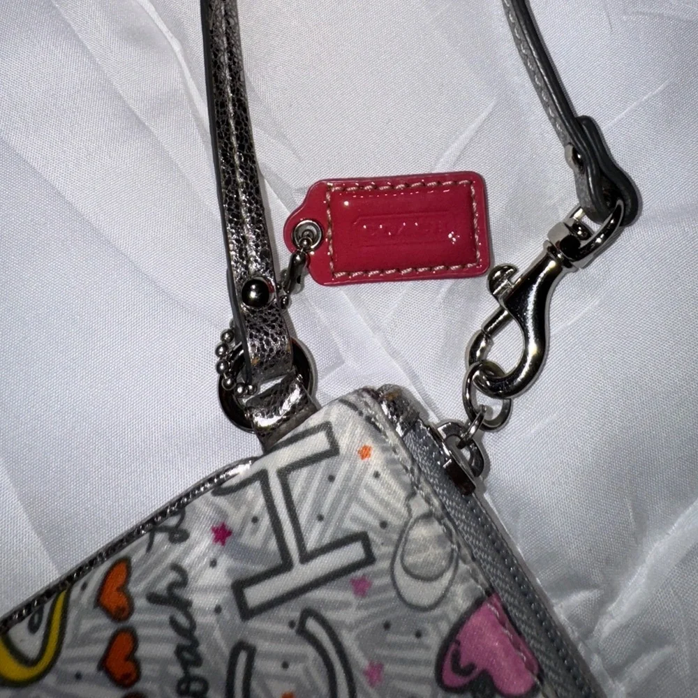 Vintage Coach poppy butterfly bundle - cosmetic bag and wristlet - Picture 7 of 7
